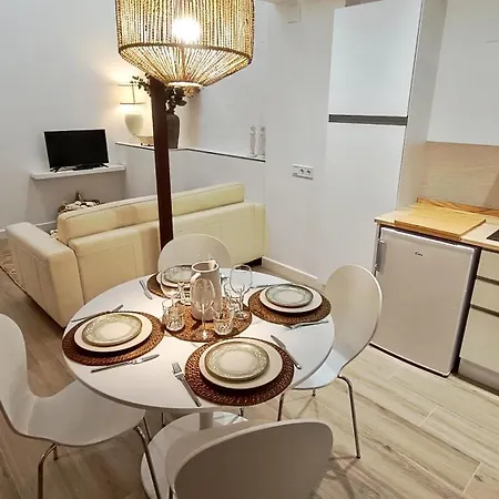 Alamos & Old Town By Ele Apartments Malaga Exterior photo